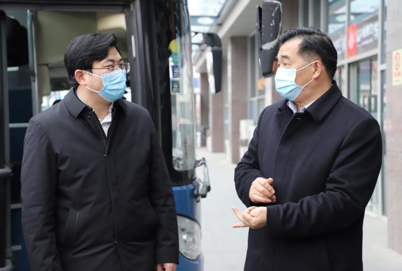 市委常委、武進(jìn)區(qū)委書(shū)記喬俊杰督查武進(jìn)汽車(chē)站春運(yùn)及疫情防控工作